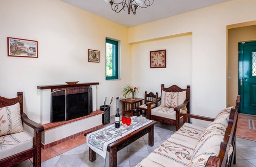 Salakos Villa | Anemos Villa in Salakos