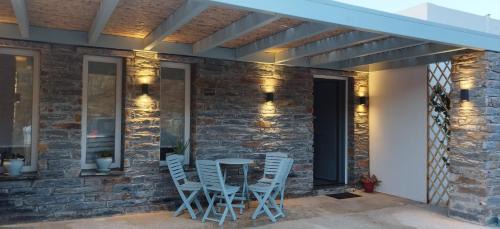 Vourkari House | Anesis