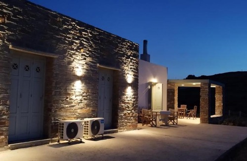 Vourkari House | Anesis
