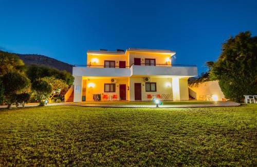 Pefkos Apartment | Angela Studios Pefkos