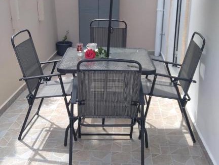 Paradisi Apartment | Angelos sofita house