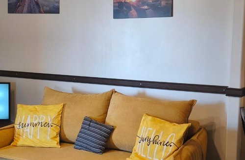 Aigaleo Apartment | Angi&George house