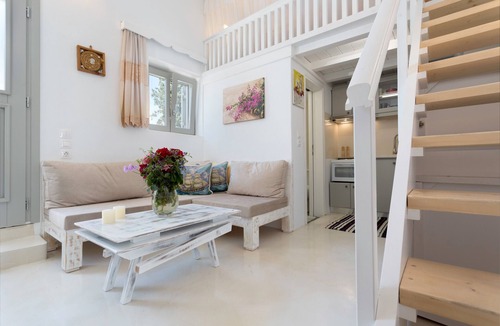 Piso Livadi House | Anna's apartment at Marmara of Paros