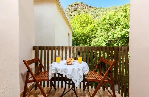 Perivolia Apartment | Anna's Village House