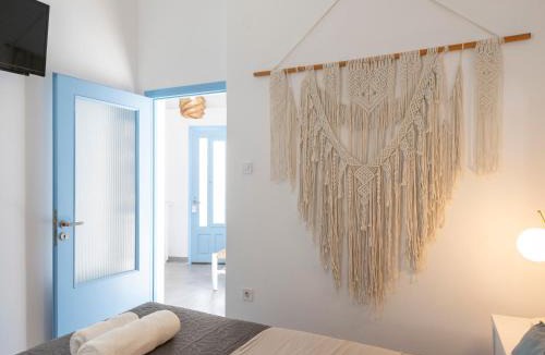 Naousa Apartment | Anneto's apartment