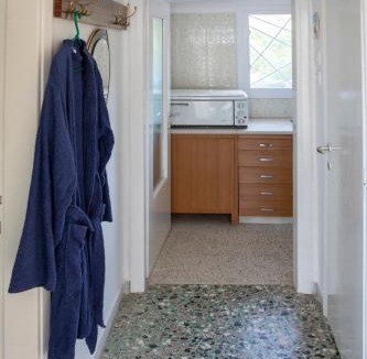 Agia Triada Apartment | Anni's Apartments - Full Moon On The Roof
