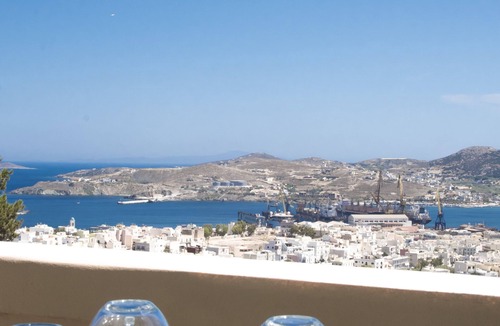Ermoupoli House | Ano Siroa. Cycladic house with amazing views