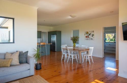 Willoughby House | Antechamber Bay Retreats