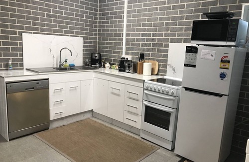 Clematis Apartment | Apartament L&B *2min to puffing Billy*