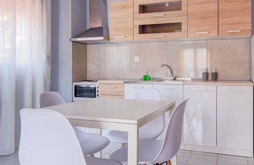 Haniotis Apartment | Apartment 1D in Hanioti close to beach and shops