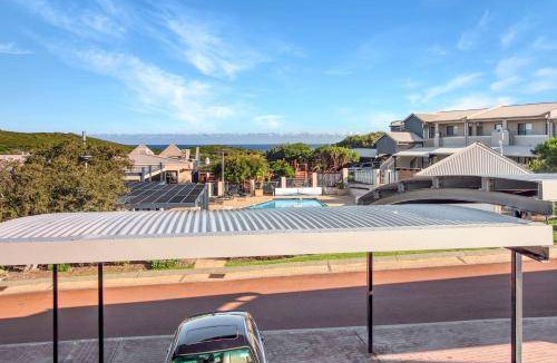 Gnarabup Apartment | Apartment ∙ 2 bedrooms ∙ 4 guests