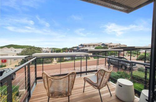Gnarabup Apartment | Apartment ∙ 2 bedrooms ∙ 4 guests