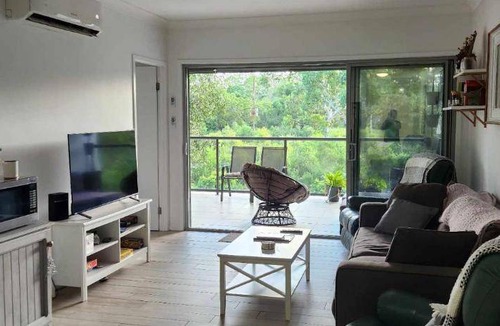 Petrie Apartment | Apartment ∙ 2 bedrooms ∙ 4 guests