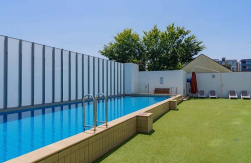 Port Melbourne Apartment | Apartment ∙ 3 bedrooms ∙ 6 guests