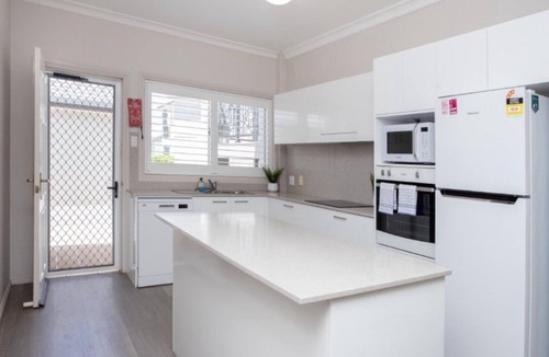Old Bar Apartment | Apartment 30@The Meridian