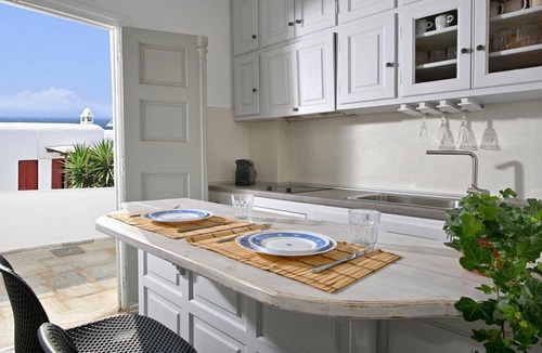 Mykonos Town Apartment | Apartment 'Casa D'irene Mykonian Residence' with Sea View, Wi-Fi and Air Conditioning