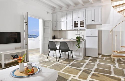Mykonos Town Apartment | Apartment 'Casa D'irene Mykonian Residence' with Sea View, Wi-Fi and Air Conditioning