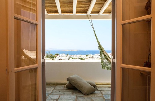Mykonos Town Apartment | Apartment 'Casa D'irene Mykonian Residence' with Sea View, Wi-Fi and Air Conditioning