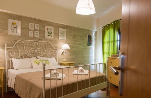 Panormos Apartment | Apartment Castello Domus in Panormos, Rethymnon - 3 persons, 1 bedrooms