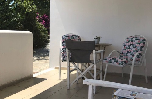 Kithira Apartment | Apartment 'Cozy For Rent In Kythera' with Shared Terrace, Wi-Fi and Air Conditioning