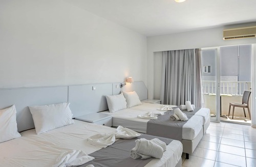 Kardamena Apartment | Apartment 'Evripides Family One -bedroom 1' with Shared Pool, Shared Garden and Air Conditioning