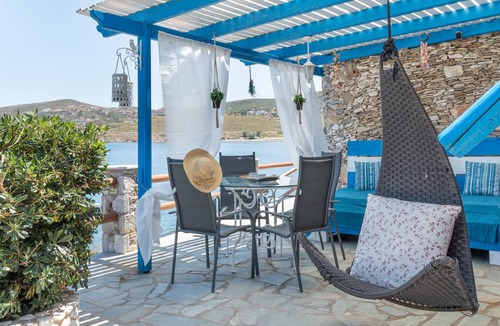 Daskalio Apartment | Apartment 'Gabriela' with Balcony, Wi-Fi and Air Conditioning