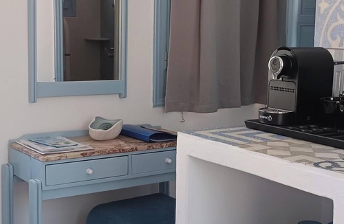 Grikos House | Apartment In A Hotel "Pico Bello Patmos 30" with Sea View, Private Terrace & Wi-Fi