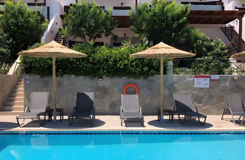 Gennadi Apartment | Apartment In A Hotel 'Standard Apartment No 3' with Mountain View, Wi-Fi and Air Conditioning