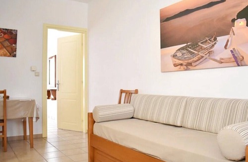 Merichas Apartment | Apartment 'Manolika Studio 5' with Sea View, Wi-Fi and Air Conditioning