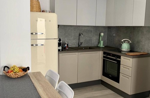 Old Town Naxos Apartment | Apartment 'Sofias House Fresh and Comfy' with Balcony, Wi-Fi and Air Conditioning