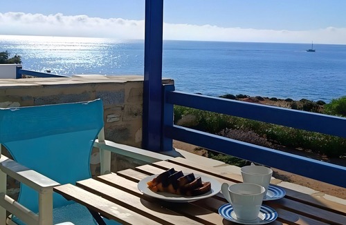 Logaras Apartment | Apartment 'The Ionian Double Room' with Sea View, Wi-Fi and Air Conditioning