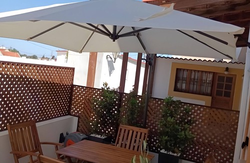 Soroni Apartment | Apartment 'To Kamariko' with Private Terrace, Wi-Fi and Air Conditioning