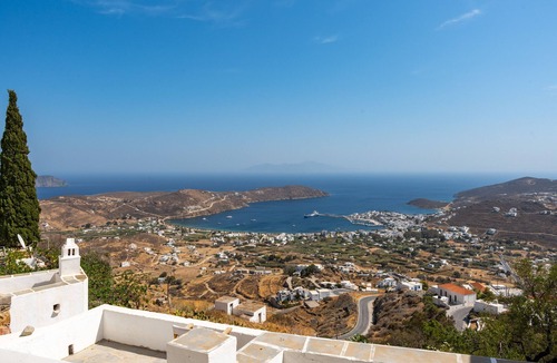 Serifos Apartment | Apartment 'Traditional Guest House' with Private Terrace and Air Conditioning