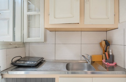Panormos Apartment | Apartment 'Two-Bedroom No 6' with Sea View, Wi-Fi and Air Conditioning