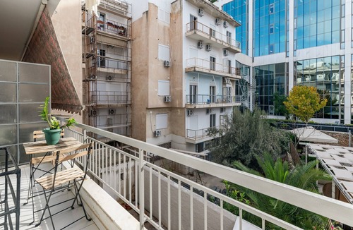 Kallithea Apartment | Apartment 'Unique Stays in Athens' with Shared Terrace, Wi-Fi and Air Conditioning
