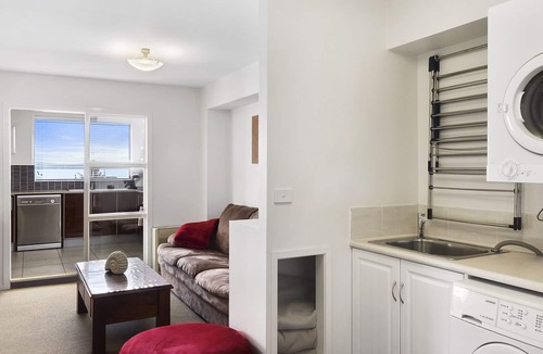 Blackmans Bay Apartment | Apartments at the beach