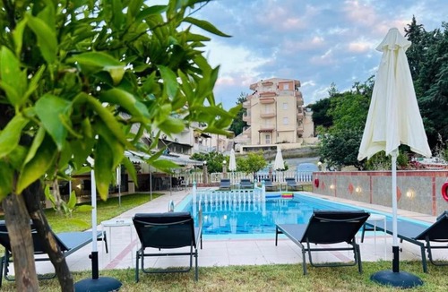 Polichrono Apartment | Apartments Spartacus