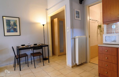 Aigaleo Apartment | Aphrodite - Cozy & Bright Studio in Egaleo/Athens