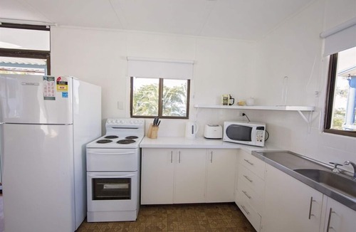 South Mission Apartment | Apollo Jewel Beachfront No 5