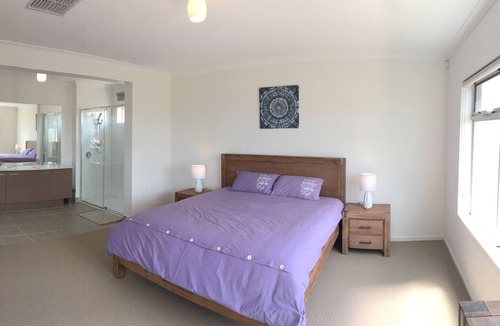 Point Cook House | Apple House Point Cook