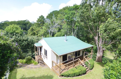Montville Cottage | Apple Tree Cottage & Studio