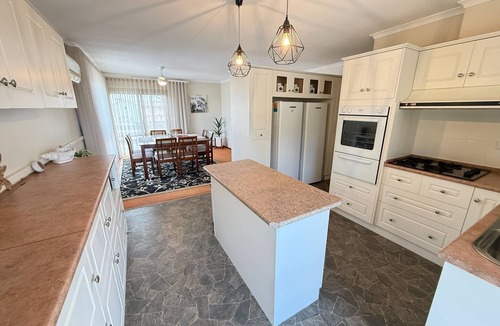 Port Vincent House | Aqua Vista - Games room! plenty of room for parking! Dog friendly!