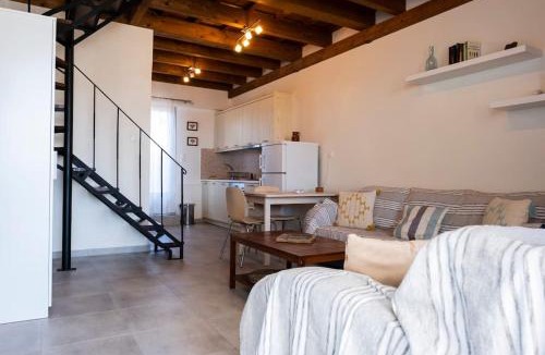 Posidonia Apartment | AquaBlu Syros 5