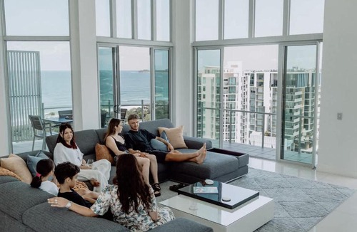 Maroochydore Apartment | Aquavista Penthouse - Stunning 180 Views