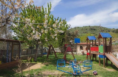 Amari House | Aravanes