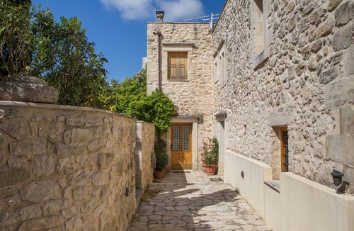 Argyroupoli Apartment | Arcus Suites