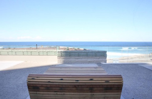 Newcastle Apartment | Arena On The Beach
