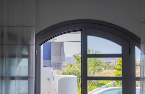 Naxos Cottage | Argana Naxos private villa with pool and garden