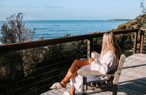 Mollymook Beach House | Argyll Mollymook Absolute Oceanfront