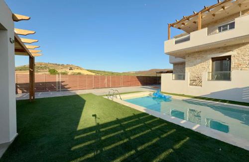 Faistos House | Aristea Seaside Retreat with Private Pool